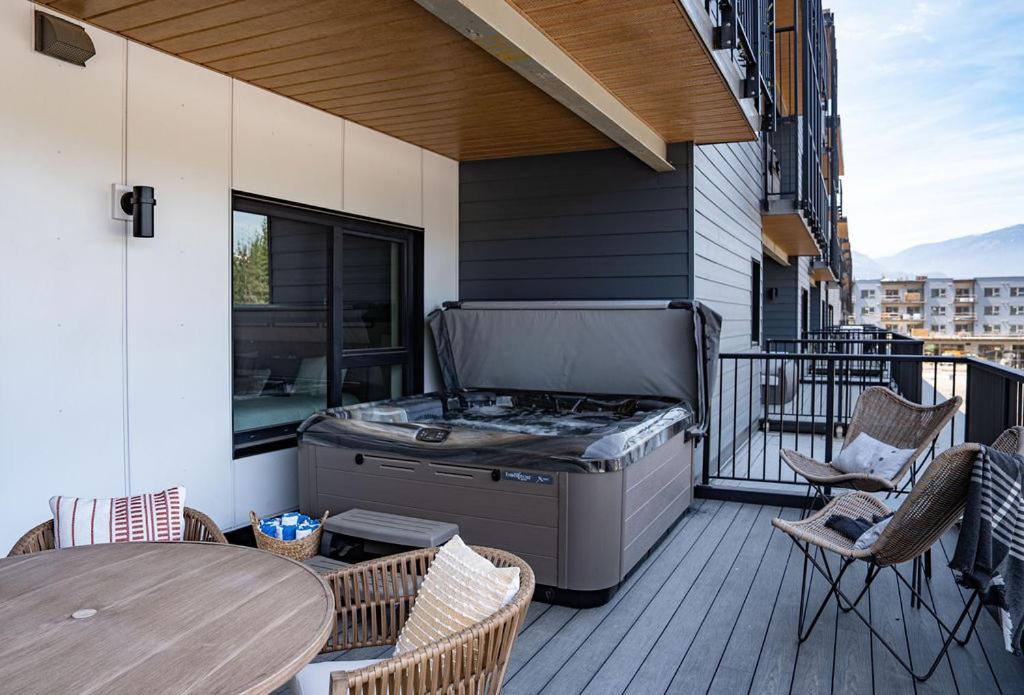 Ghost Peak By Revelstoke Vacations Apartment Exterior foto